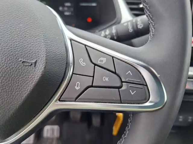 Renault Captur tce 90 ch — photo 8