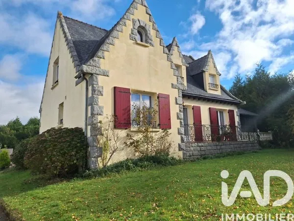 Maison 7 pièces 170 m²