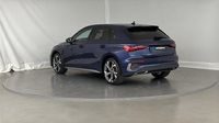 Audi A3 Sportback 35 TFSI 150ch S line S tronic 7 — photo 8