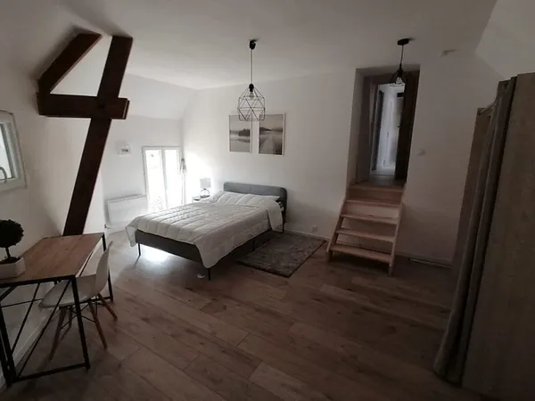 'LA MAGNIFIQUE #1'