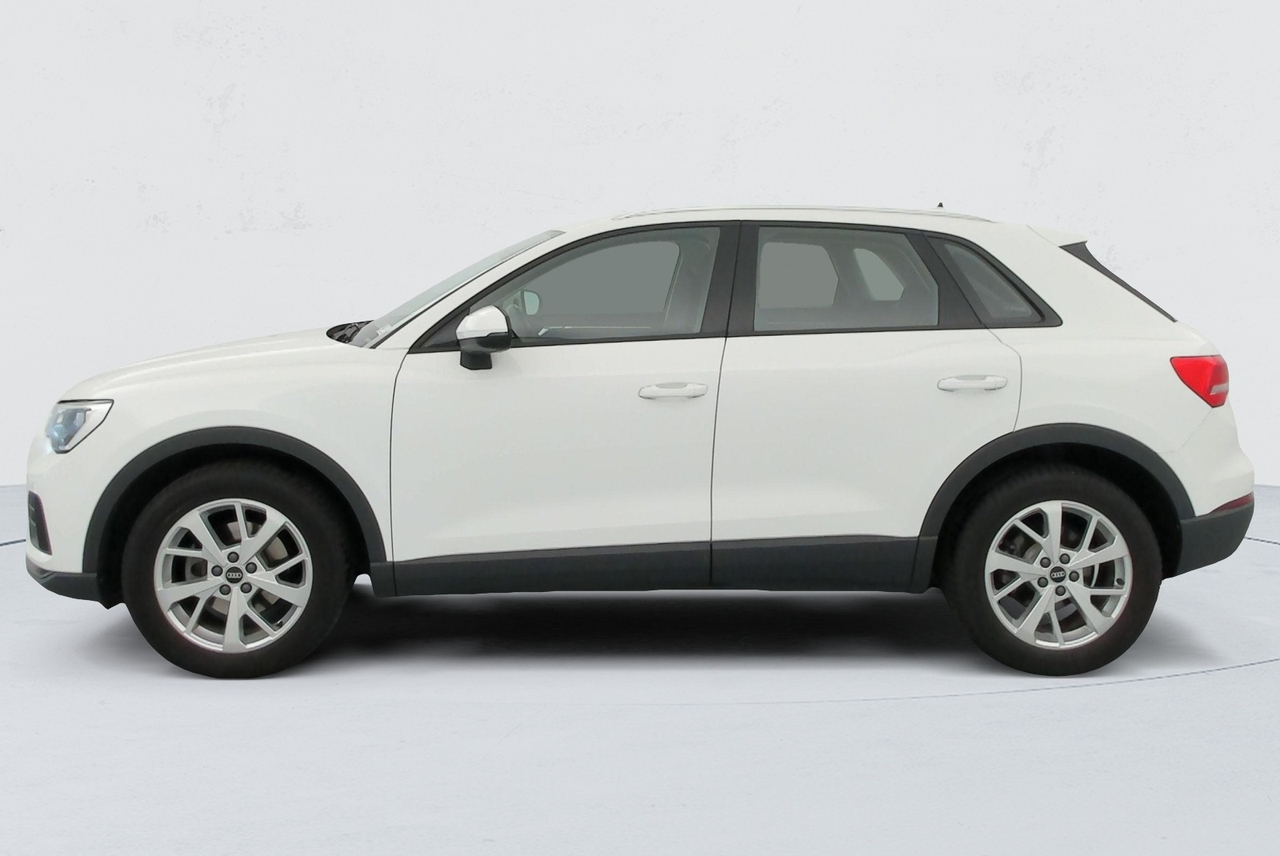 Audi Q3 — photo 2