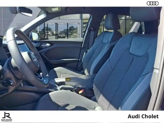 Audi A1 sportback 30 tfsi 116 ch s tronic 7 — photo 3
