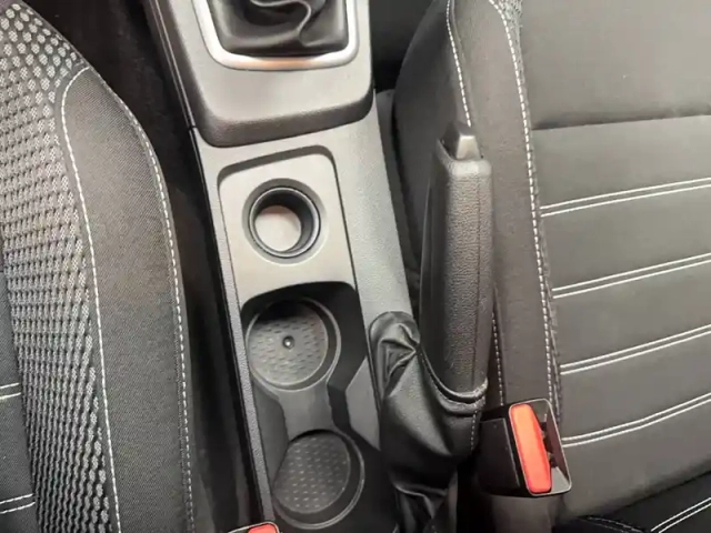 Dacia Duster eco-g 100 4x2 — photo 35