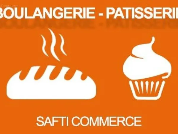 Commerce 366 m²