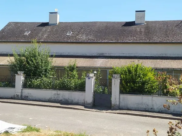 Maison individuelle grand terrain