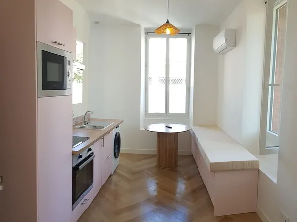 À louer - T1 BIS climatisé avec jardin commun