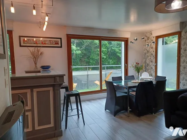 Appartement 4 pièces 82 m²
