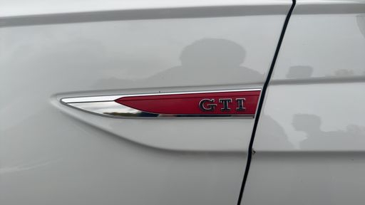 Volkswagen Polo GTI 2.0 TSI 200 DSG6 - N/A – 2019 – 130781 km – Essence – Boîte Automatique — photo 6