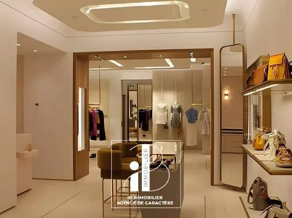Commerce Location Fontainebleau  100m² 192000€