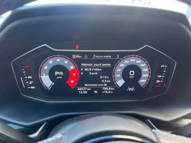 Audi A1 sportback 40 tfsi 207 ch s tronic 7 — photo 17