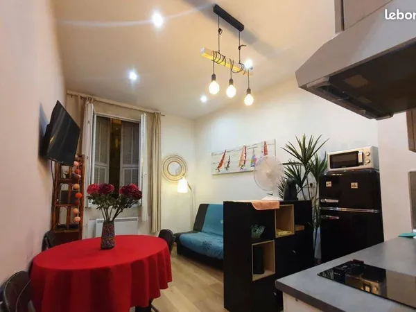 Location meublée appartement 2 pièces 34 m²