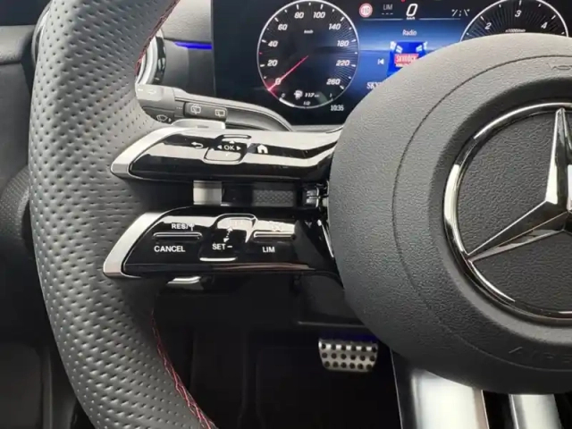Mercedes Classe A 200 d amg line — photo 8