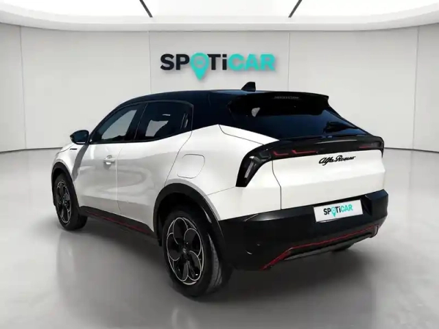 Alfa Romeo Junior elettrica 156ch — photo 3