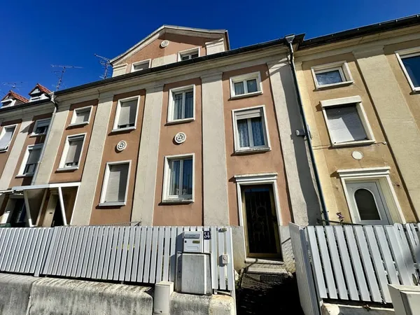MULHOUSE - MAISON ACCOLÉE TYPE 4 PIECES