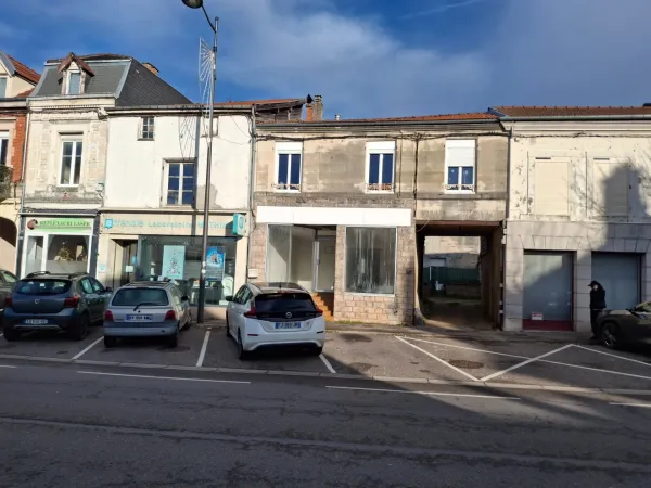 Local commercial 3 pièces 53 m²