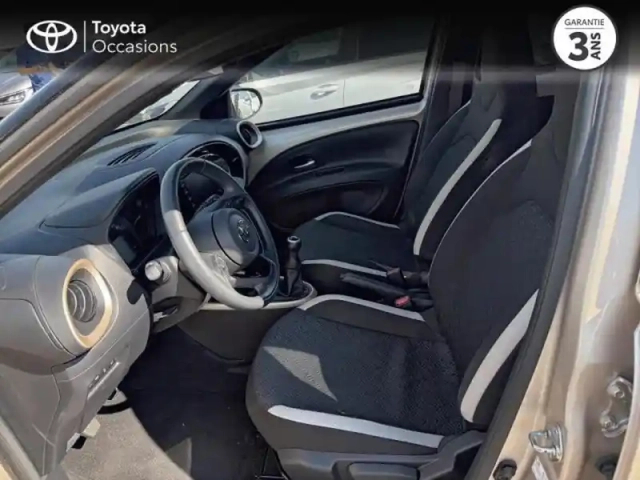 Toyota Aygo X 1.0 vvt-i 72ch design my23 — photo 11