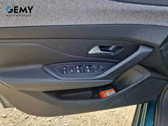 Peugeot 308 sw puretech 130ch s&amp;s bvm6 — photo 12