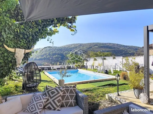 Maison 6 pièces 200 m²