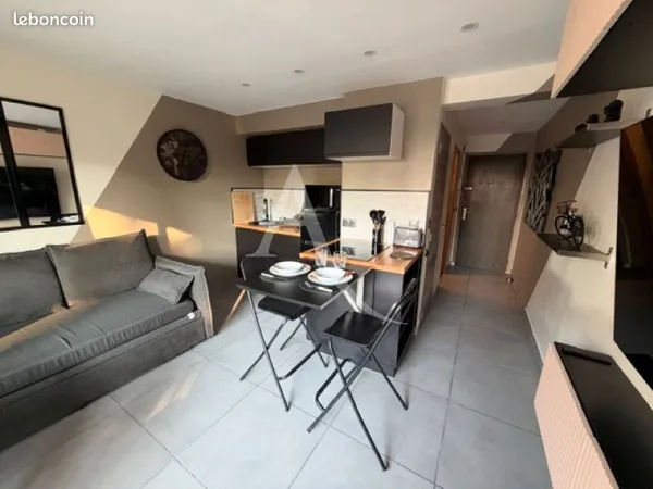 Studio 1 pièce 21 m²