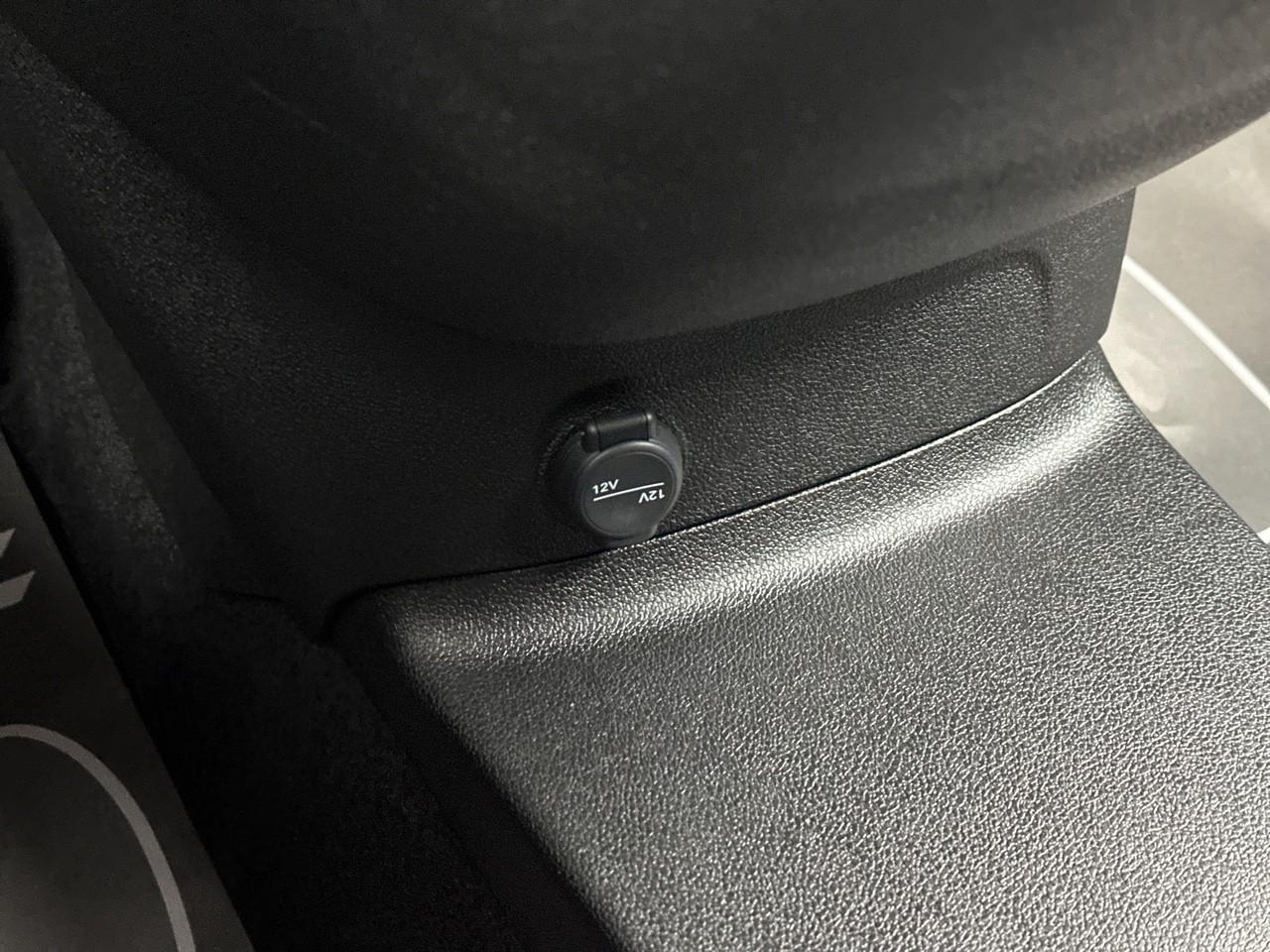 Citroën Berlingo van m diesel 100 ch manuelle — photo 31