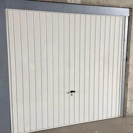 Garage/box 12 m² Dourdan