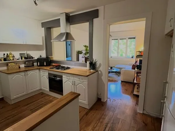Appartement F4 de 90m², très lumineux dans petite copropriété de 5 appartements