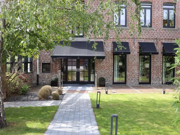 Vends maison - 266m²