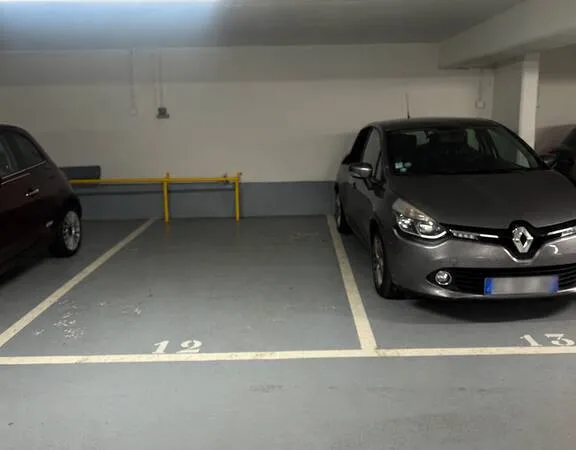 Garage et parking Location Vincennes 100€