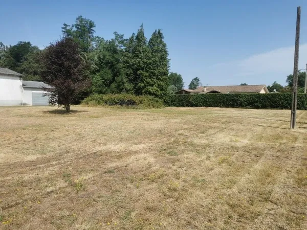 Terrain 477 m²