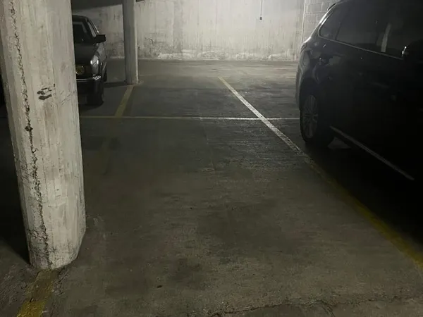 Parking 11 m²