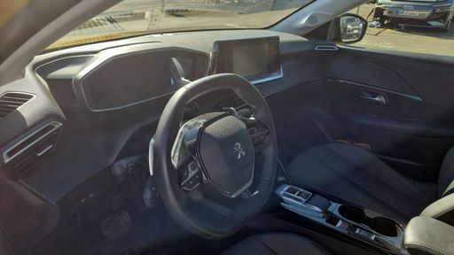 Peugeot 208 1.2 PureTech 130 EAT8 - Allure Pack – 2022 – 43767 km – Essence – Boîte Automatique — photo 15