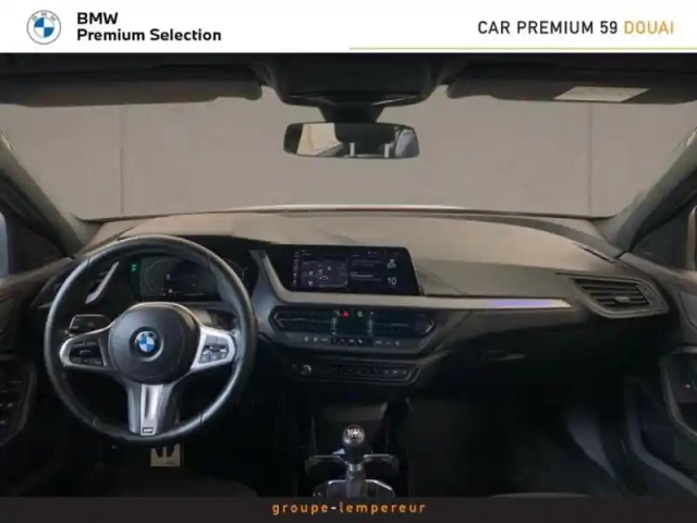 Bmw Serie 1 série 1 118i 140ch m sport — photo 11