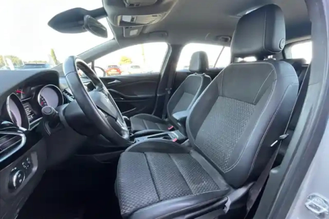 Opel Astra sports tourer 1.6 cdti 110 ch business — photo 60