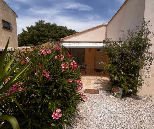 Chambre de 12m2 à louer sur Saint-Chamas