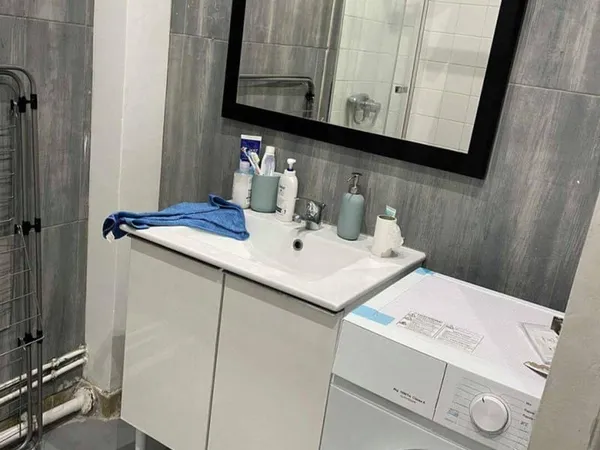 Belle chambre 15m² dans coloc meublée et rénovée