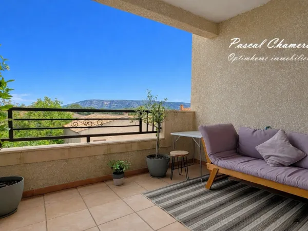 CAVAILLON | T3 de 61 m² avec terrasse couverte et stationnement privatif en petite résidence fermée