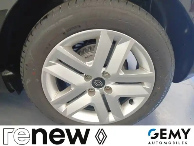 Renault Clio blue dci 100 ch gsr2 — photo 32