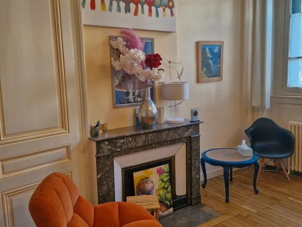 Location cabinet de psychologues Mairie Croix-Rousse