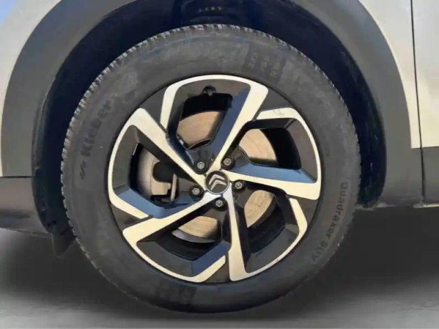 Citroën C5 Aircross hybrid rechargeable 225ch shine ë-eat8 — photo 10