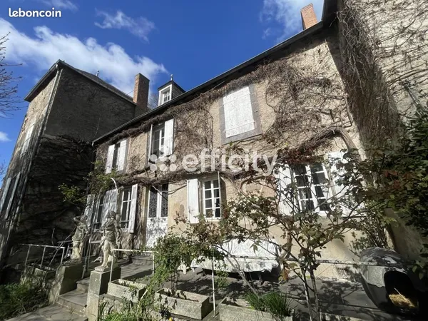 Maison 12 pièces 350 m²