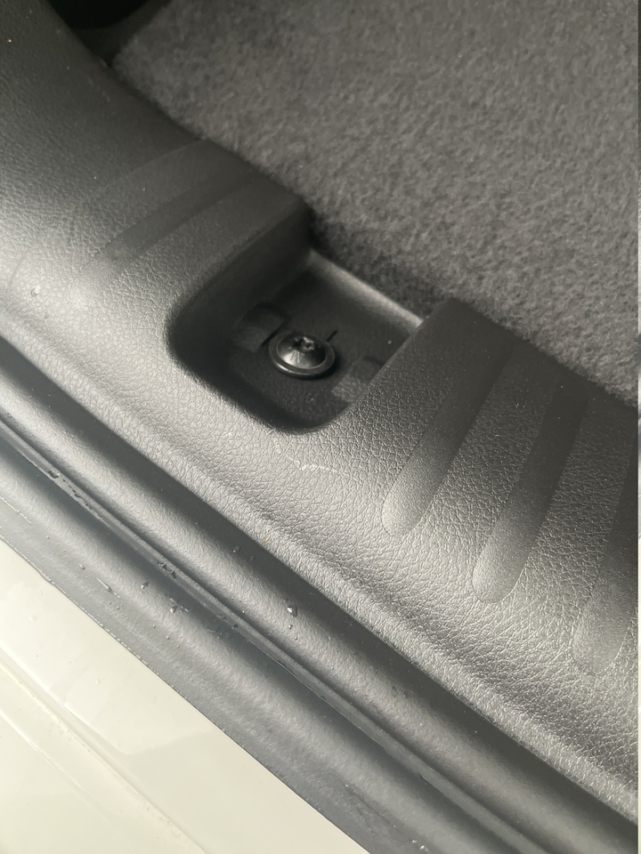 Jeep Compass — photo 47