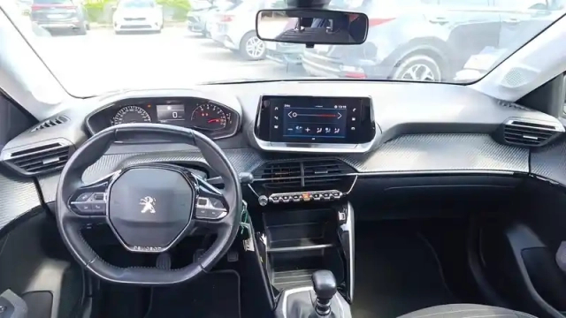 Peugeot 208 puretech 100 s&amp;s bvm6 — photo 15