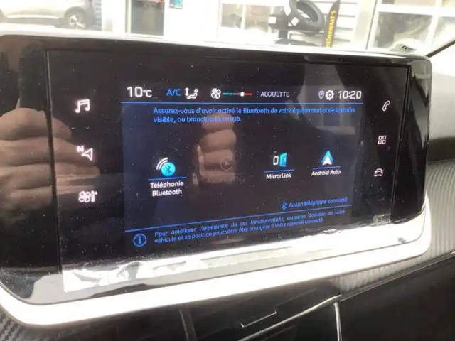 Peugeot 208 puretech 75 s&amp;s bvm5 — photo 40