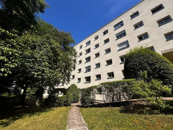 Appartement 4 pièces 81 m²