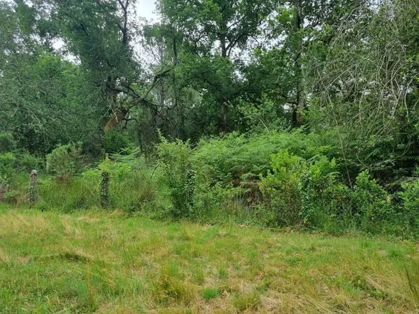 Terrain constructible 1285 m²