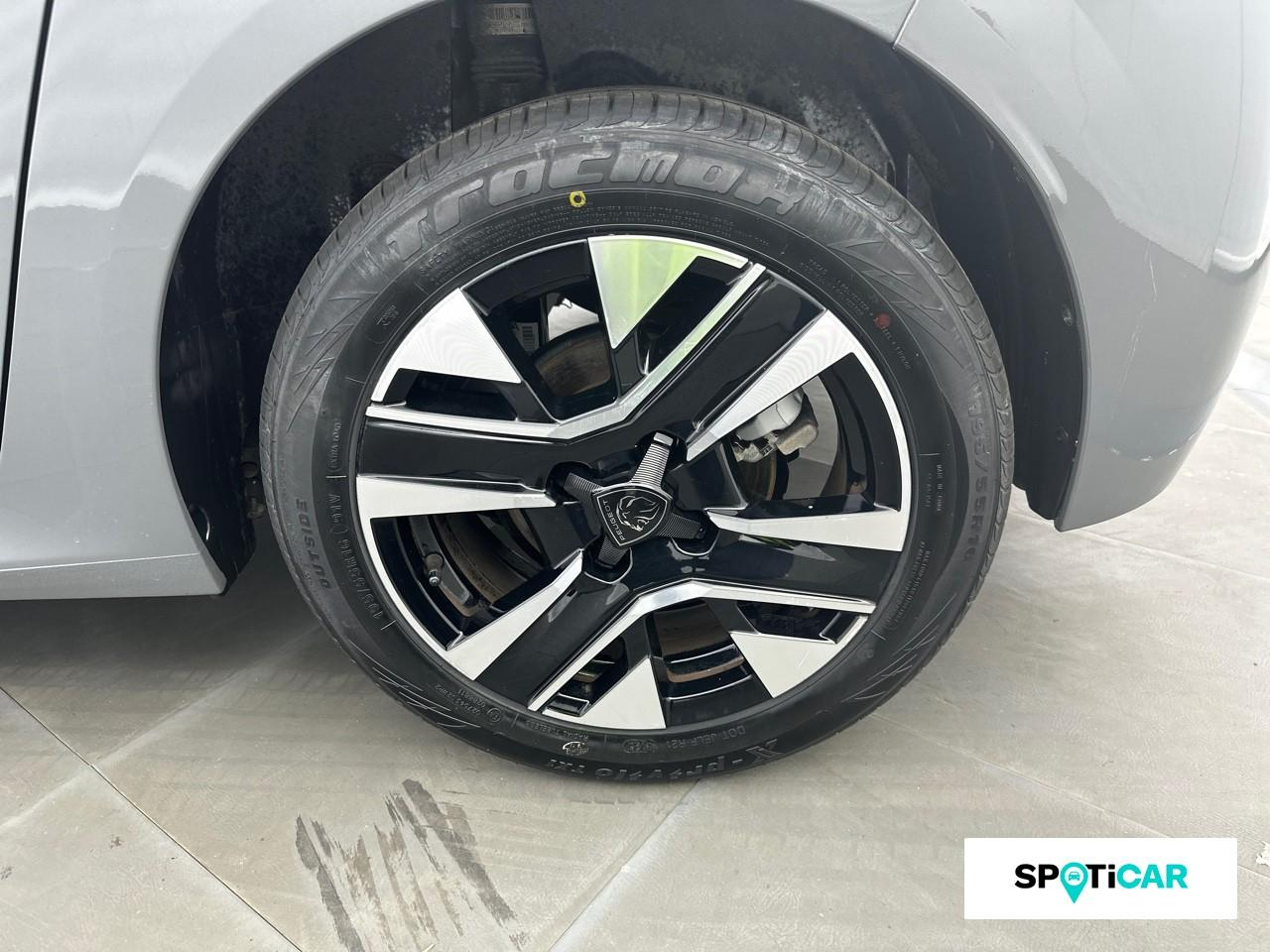 Peugeot 208 1.2 puretech 100ch s&s allure — photo 11