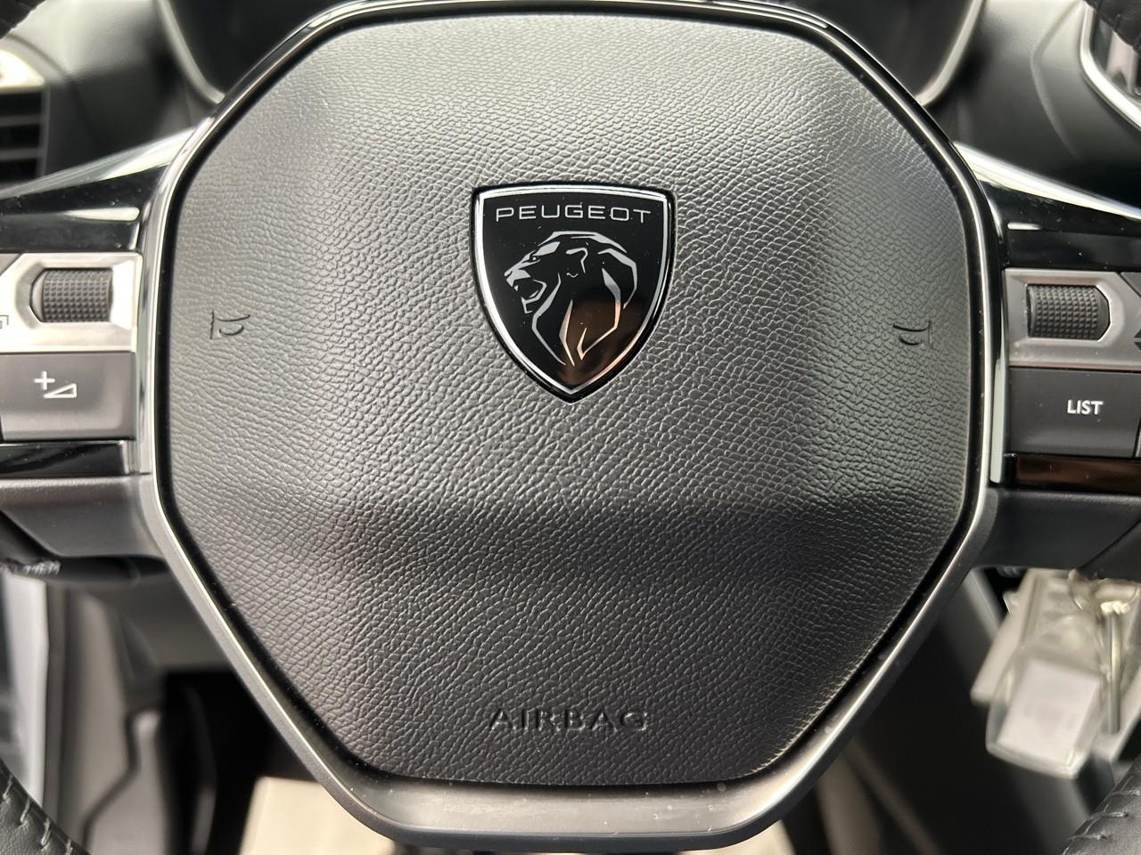 Peugeot 208 100 s&s bvm6 business — photo 25