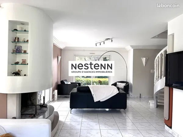 Maison 7 pièces 190 m²