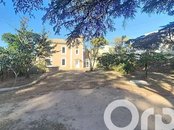 Maison 4 pièces 145 m²
