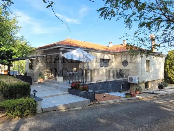 Belle maison familiale sur un terrain de 2000 m², proche de